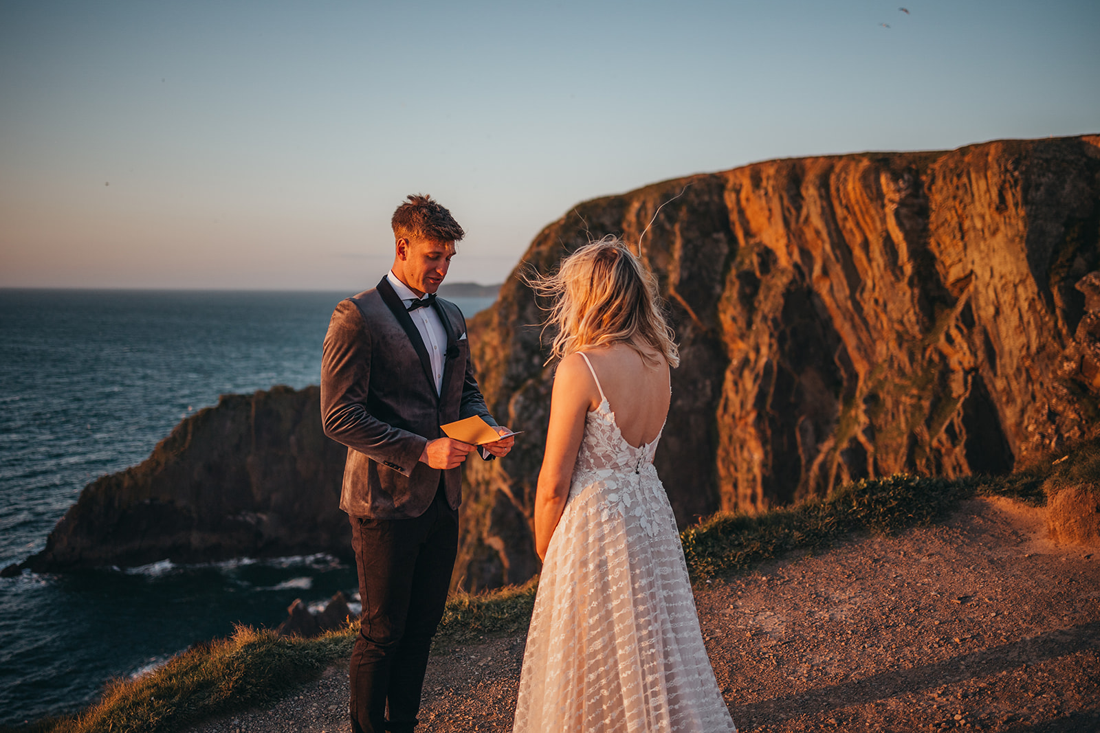 Sunday Love Photo and Film | How to write wedding vows
